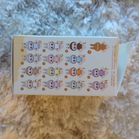 J Pin for Love Series - Vinyl Plush Pendant Labubu, The Monsters, New - Picture 7 of 9